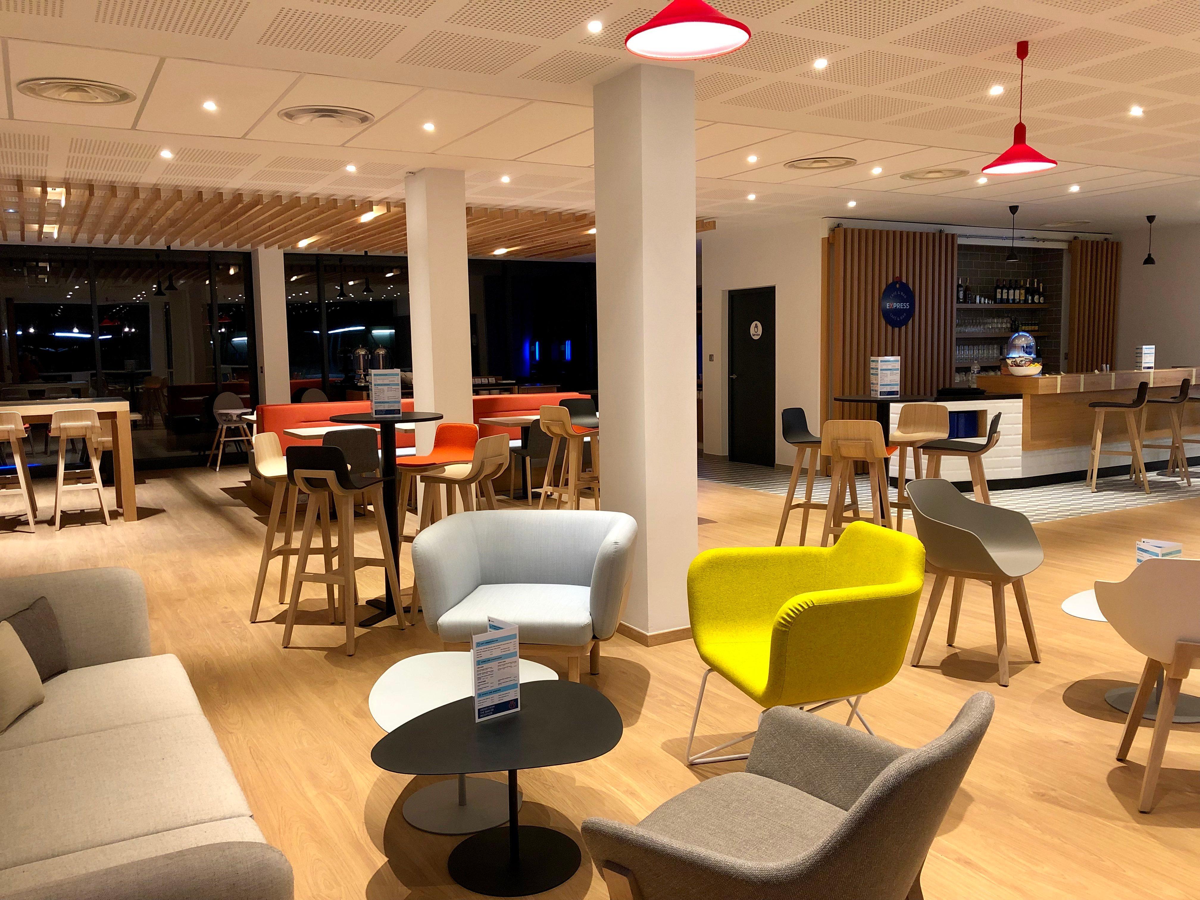 Holiday Inn Express - Bordeaux - Lormont By Ihg Luaran gambar